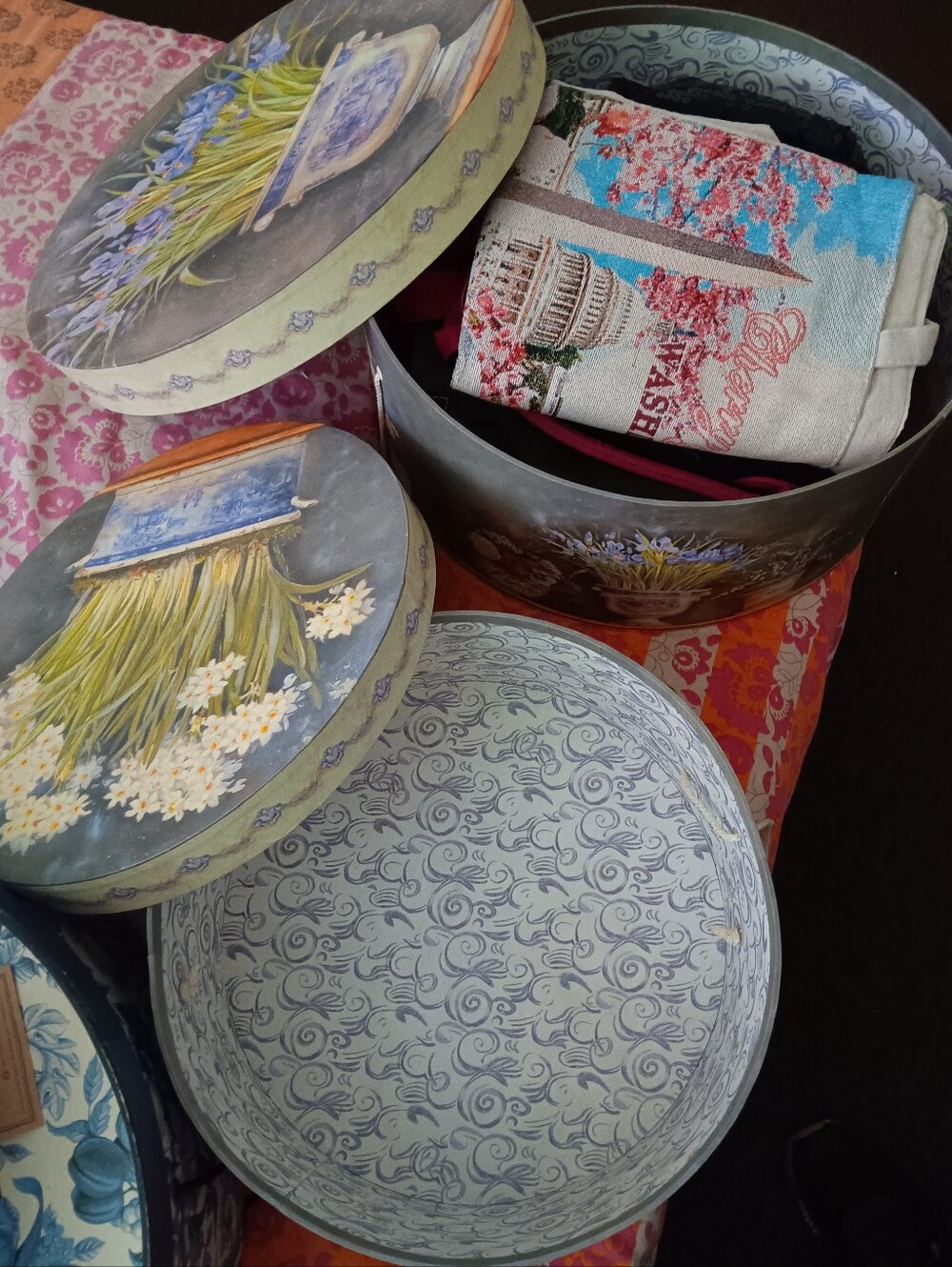 Updated*Hat Boxes! - Picture 7 of 8